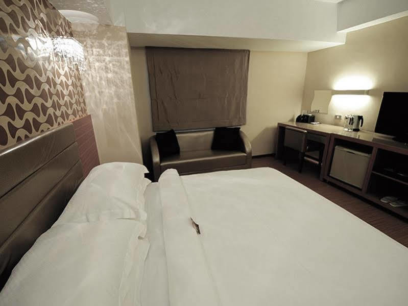 The Riverside Hotel Esthetics Kaohsiung Eksteriør billede
